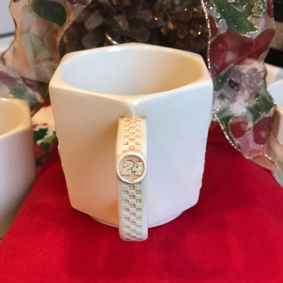 COLLECTIBLE NASCAR JEFF GORDON #24 3D Cup Set of 4 - Picture 4 of 6